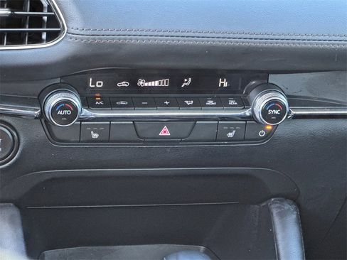 Used 2025 MAZDA MAZDA3 s image 17