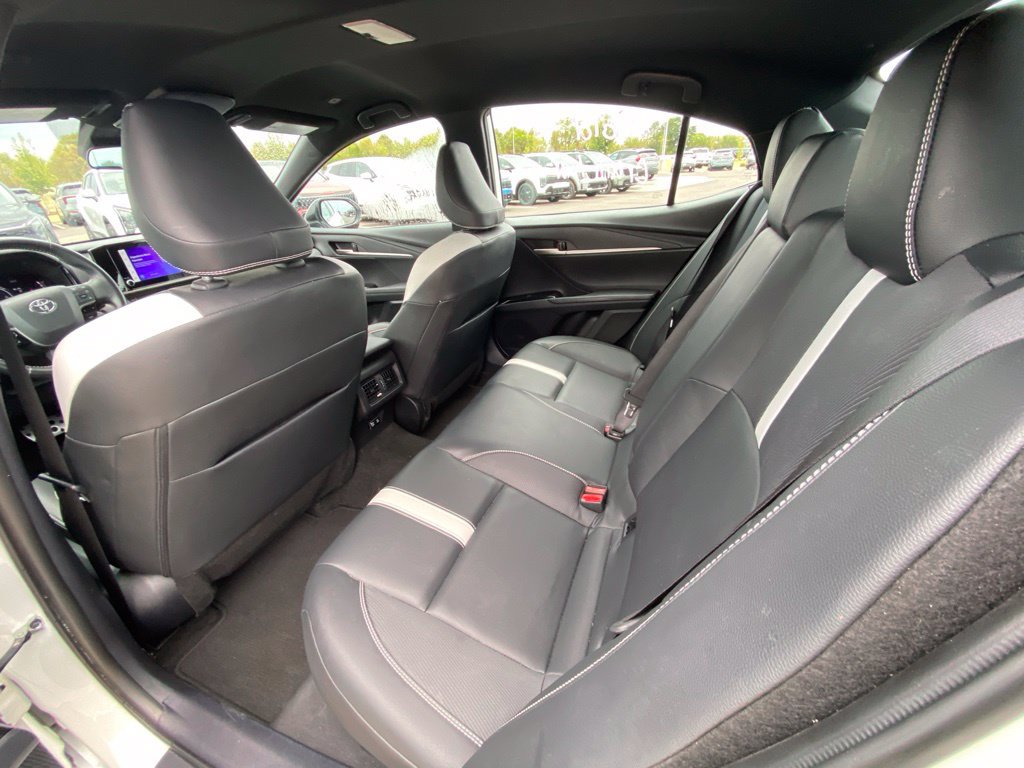Used 2025 Toyota Camry SE FWD image 23