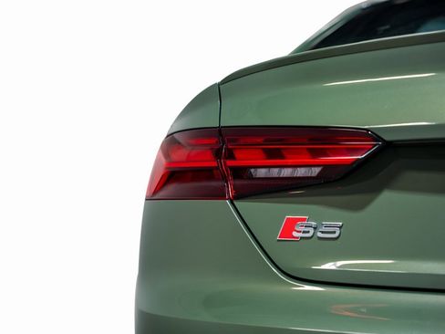 Used 2022 Audi S5 Premium Plus w/ Premium Plus image 7