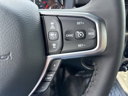 Used 2025 RAM 3500 Tradesman w/ Safety Group image 29