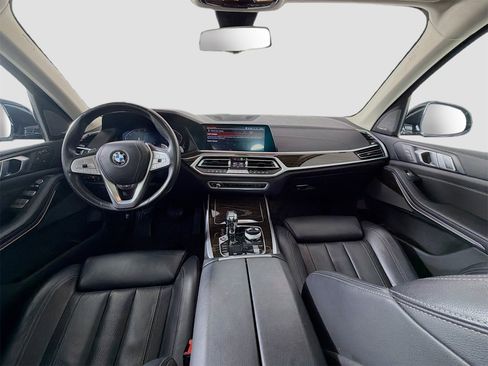 Used 2020 BMW X7 xDrive40i w/ Cold Weather Package image 9