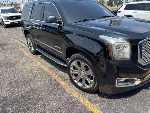 Used 2016 GMC Yukon Denali AWD/4WD image 4