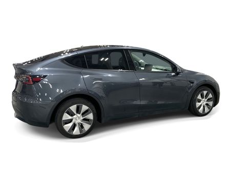 Certified 2023 Tesla Model Y Long Range AWD/4WD image 7