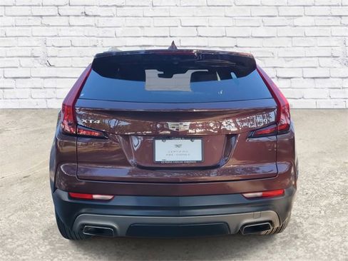 Certified 2022 Cadillac XT4 Premium Luxury w/ Enhanced Visibility Package image 3