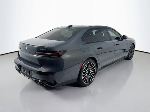 Used 2026 BMW 760i xDrive AWD/4WD image 7