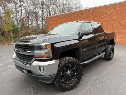 Used 2016 Chevrolet Silverado 1500 LT w/ Texas Edition image 4