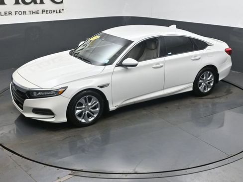 Used 2018 Honda Accord LX image 42