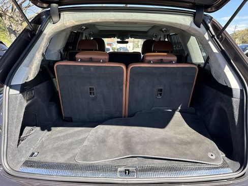 Used 2017 Audi Q7 3.0T Prestige image 24