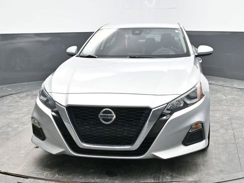 Used 2021 Nissan Altima 2.5 S image 2