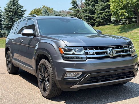 Used 2018 Volkswagen Atlas SEL Premium AWD/4WD image 1