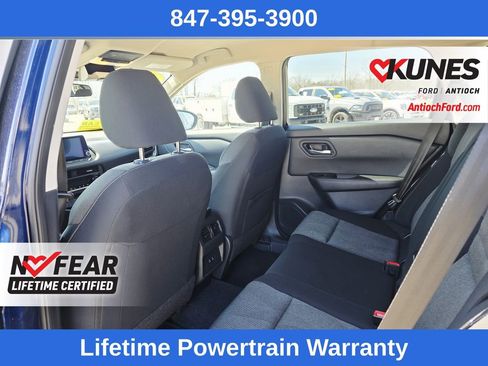 Used 2025 Nissan Rogue SV image 19