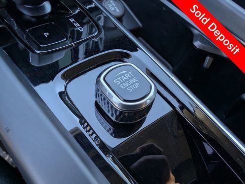 Used 2024 Volvo XC60 T8 Plus w/ Protection Package Premier image 26