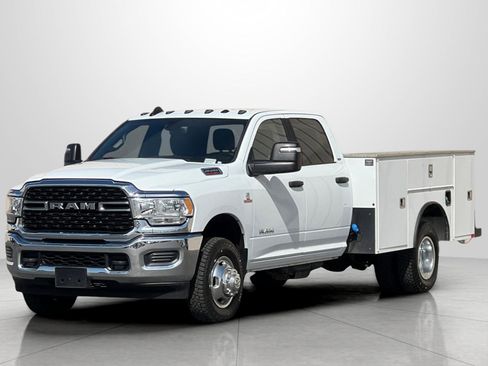 Used 2024 RAM 3500 SLT w/ Quick Order Package 2YG SLT image 9