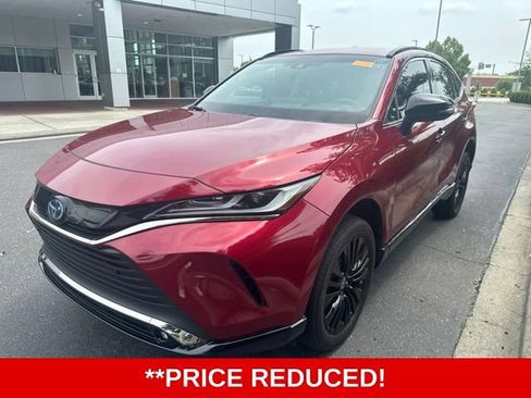 Used 2023 Toyota Venza Nightshade AWD/4WD image 2