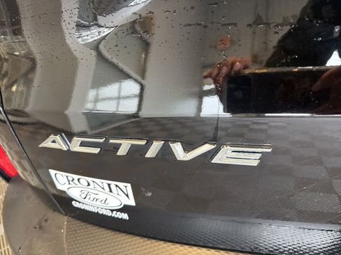 Used 2023 Ford Escape Active AWD/4WD image 8