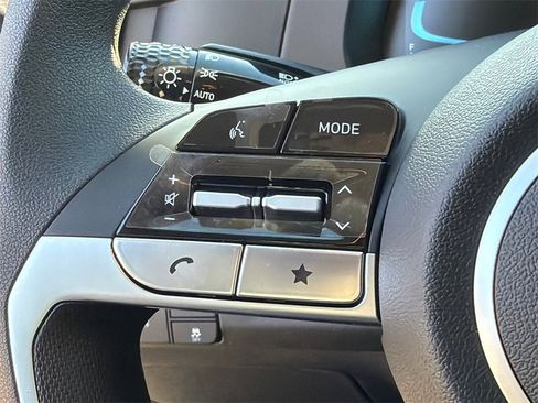 New 2026 Hyundai Elantra SE image 24