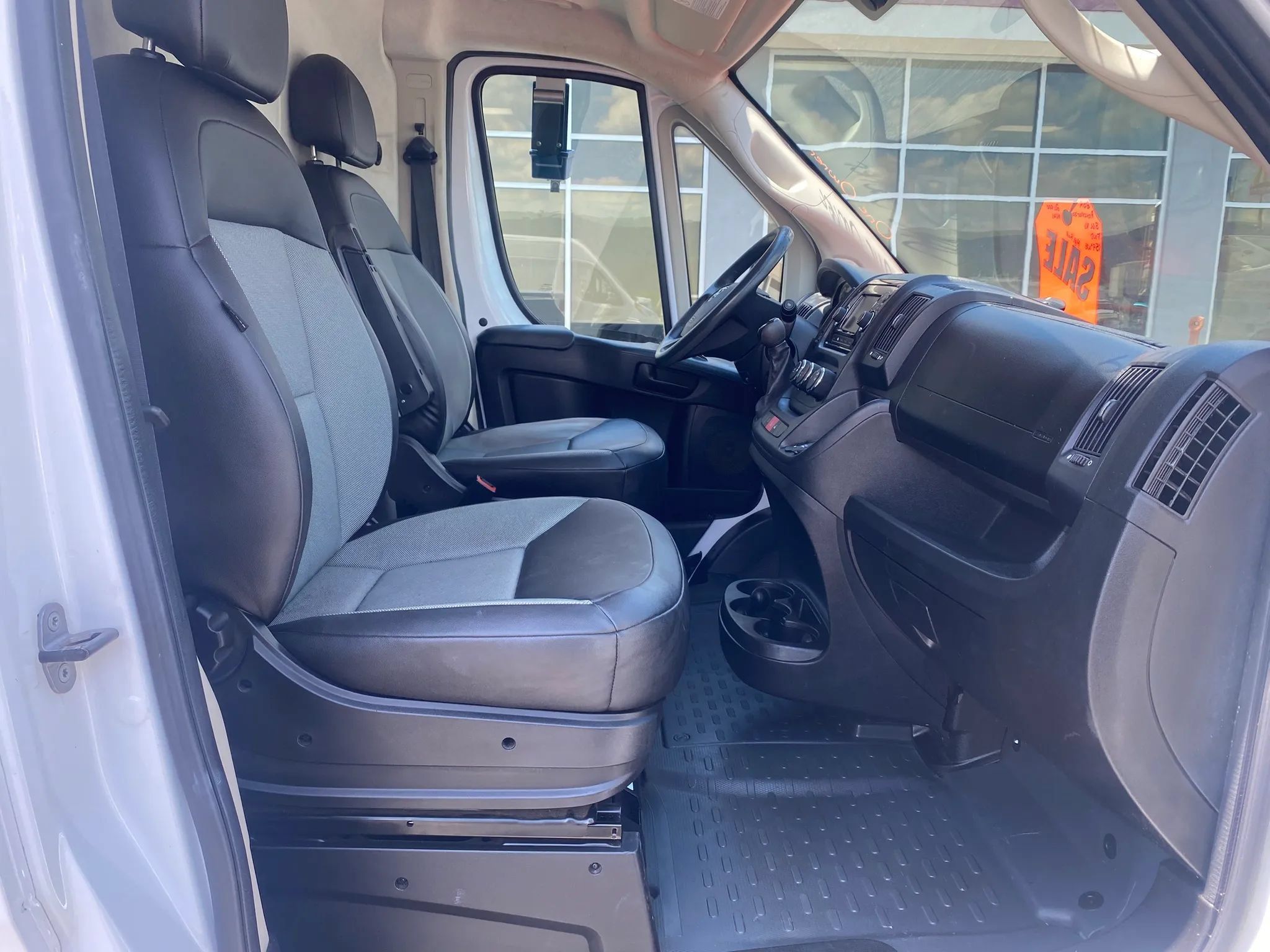 Used 2019 RAM ProMaster 2500 FWD image 19