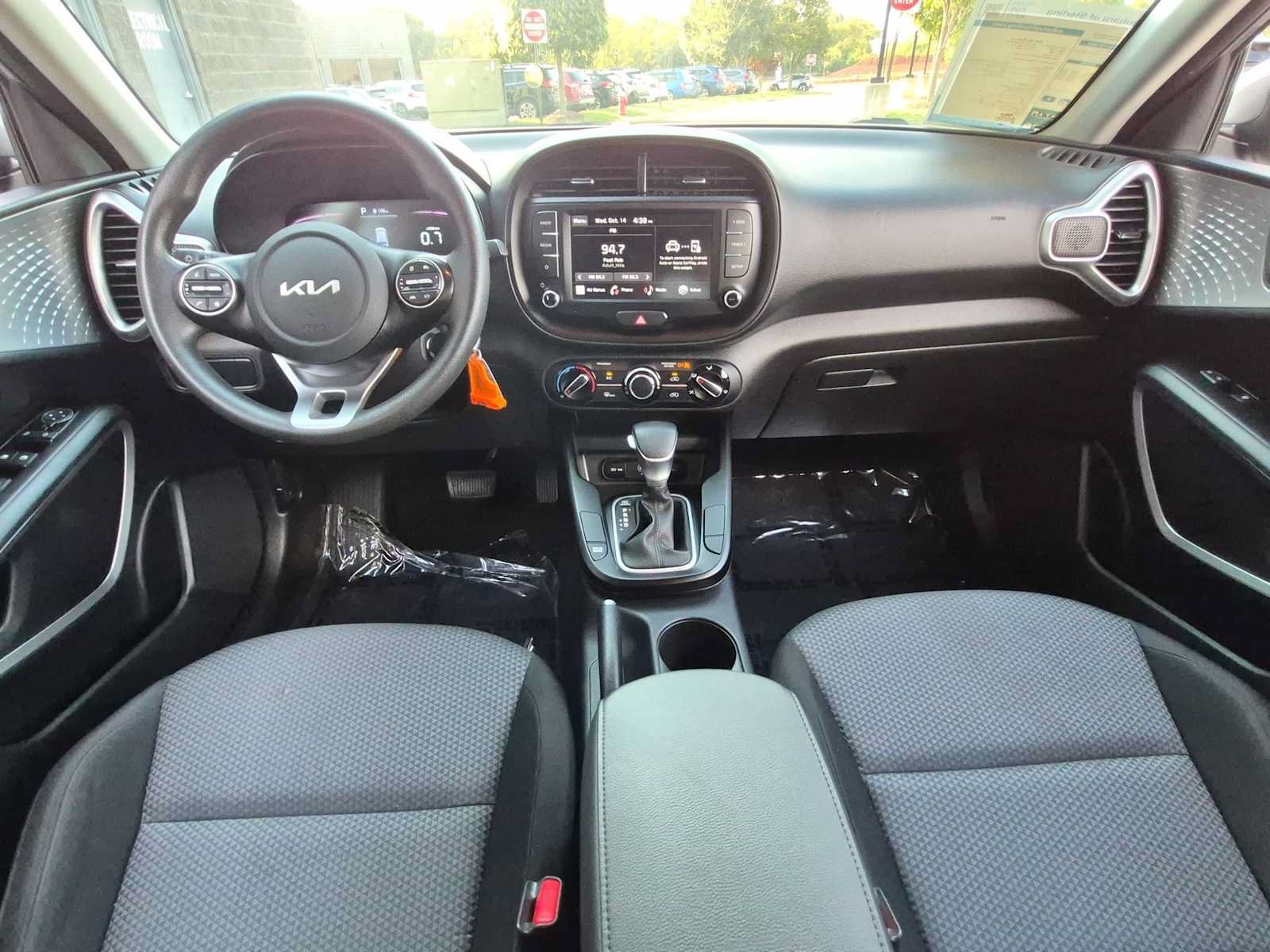 Used 2024 Kia Soul LX w/ Option Group 015 FWD image 15