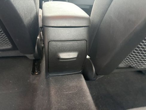 Used 2009 Pontiac G6 Sedan w/ Sport Package 1 image 13