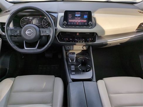 Used 2021 Nissan Rogue SV w/ Premium Package image 15