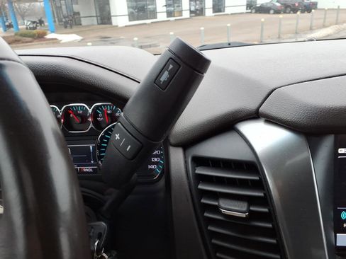 Used 2018 Chevrolet Tahoe LT image 24