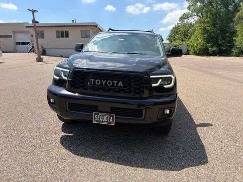 Used 2022 Toyota Sequoia TRD Pro AWD/4WD image 8