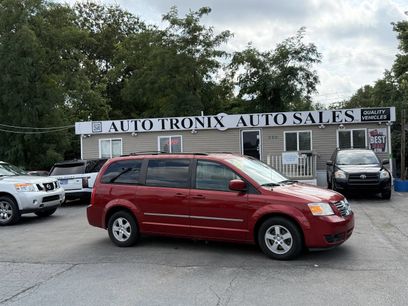 Used 2010 Dodge Grand Caravan SXT w/ Entertainment Group 2
