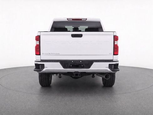 Used 2025 Chevrolet Silverado 2500 LT AWD/4WD image 6