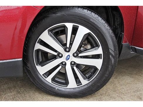 Used 2018 Subaru Outback 2.5i Limited image 29