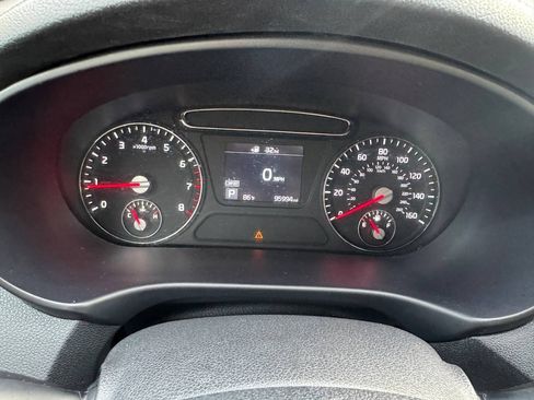 Used 2019 Kia Sorento AWD w/ LX Convenience Package image 13
