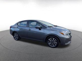 Used 2025 Nissan Versa SV FWD video 2
