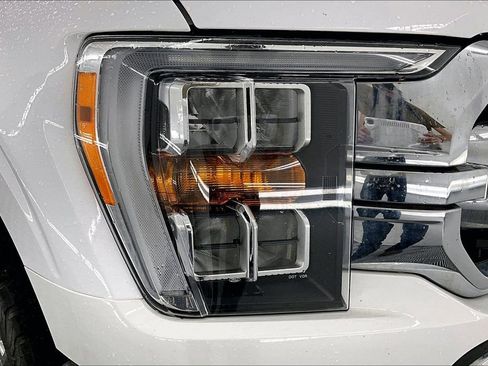 Certified 2021 Ford F150 XLT w/ Equipment Group 302A High image 30