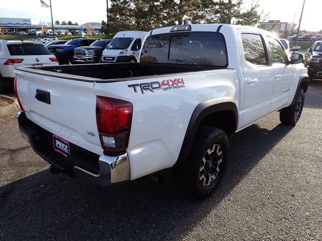 Used 2019 Toyota Tacoma TRD Off-Road AWD/4WD image 4
