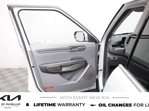 New 2026 Kia EV9 Wind AWD/4WD image 9