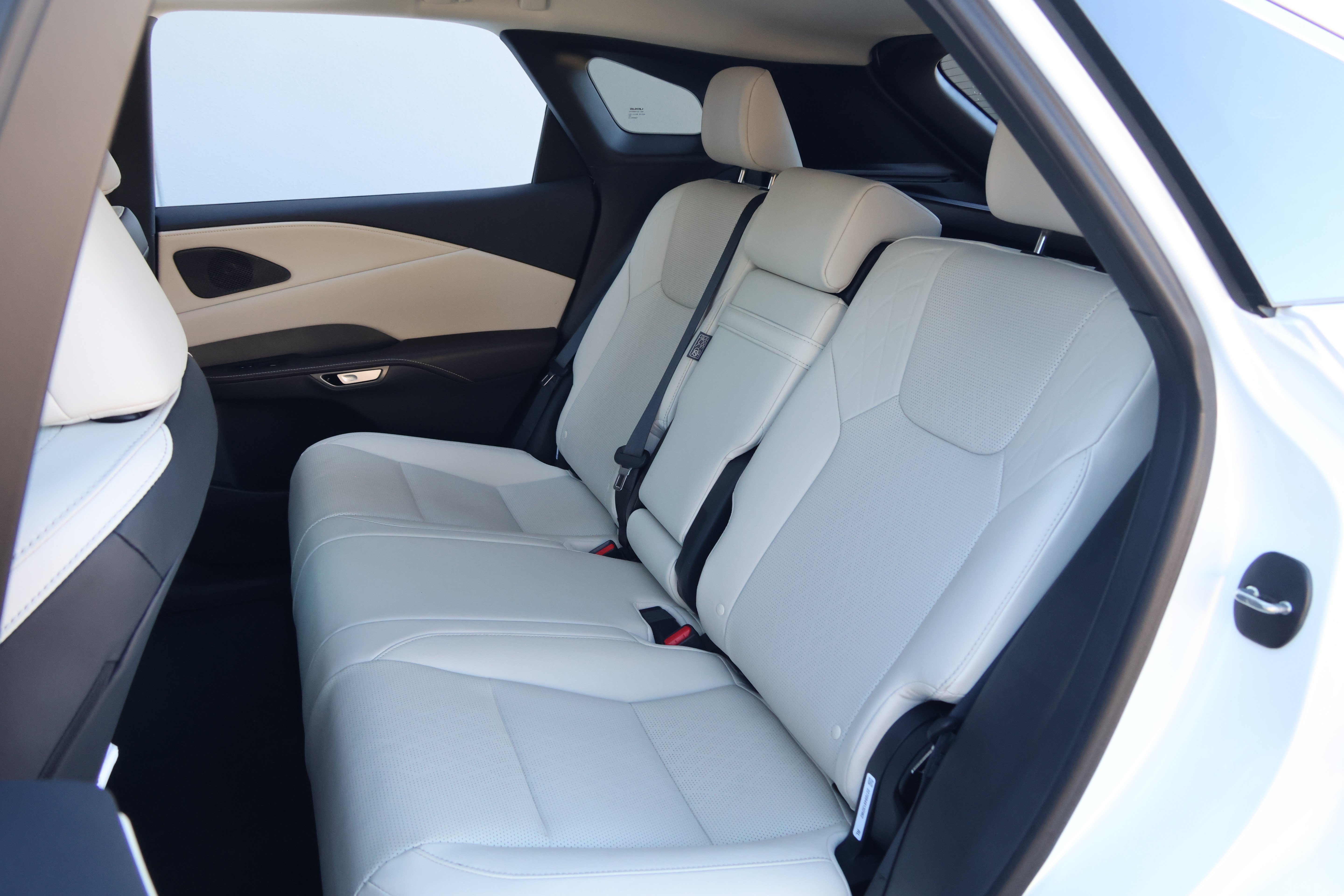 Used 2024 Lexus RX 350 Premium Plus w/ Convenience Package FWD image 36