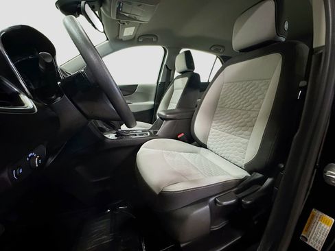 Used 2020 Chevrolet Equinox LS image 23