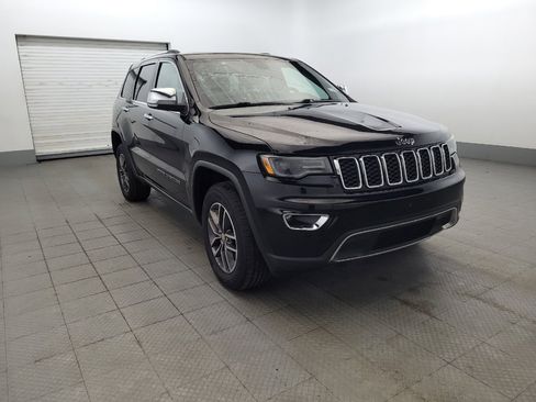 Used 2017 Jeep Grand Cherokee Limited w/ Luxury Group II AWD/4WD image 13