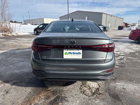 New 2026 Volkswagen Jetta SE image 4