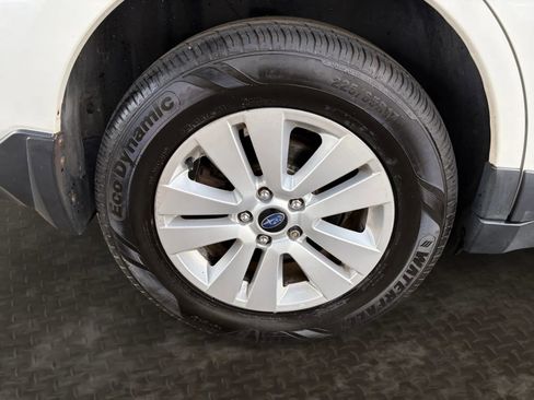 Used 2017 Subaru Outback 2.5i Premium image 38