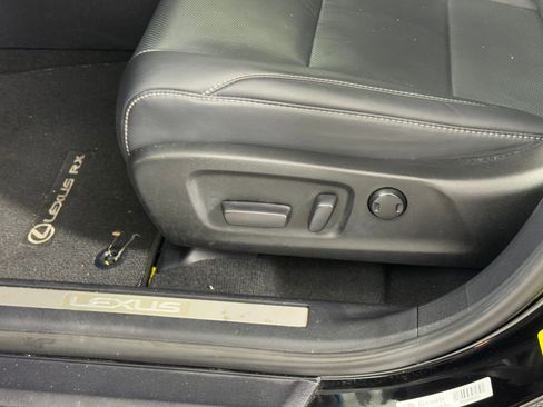 Used 2018 Lexus RX 350 FWD image 16