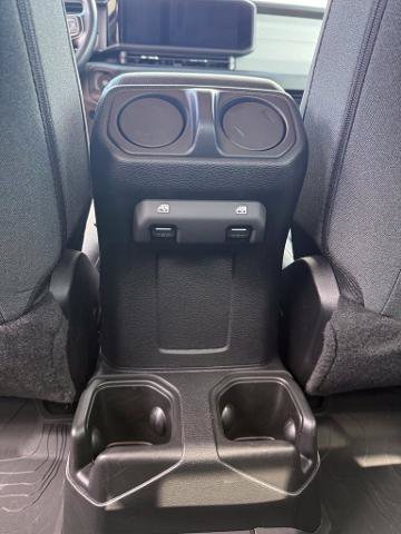 Used 2024 Jeep Gladiator Sport AWD/4WD image 8