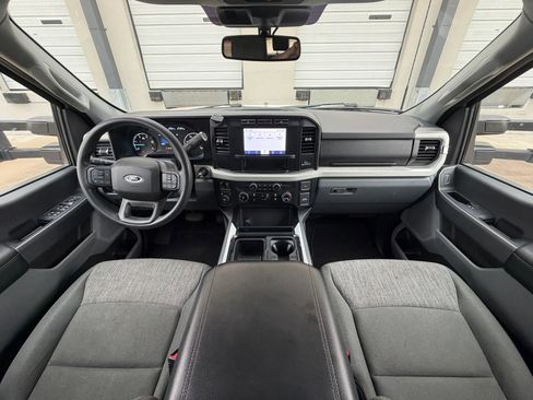 Used 2023 Ford F350 XLT AWD/4WD image 15