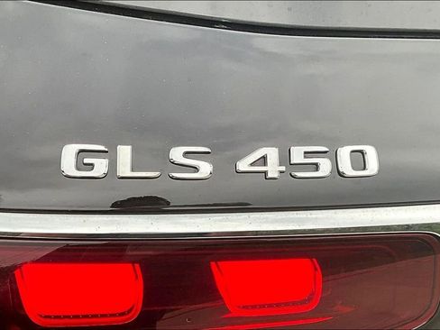 Used 2024 Mercedes-Benz GLS 450 4MATIC image 46