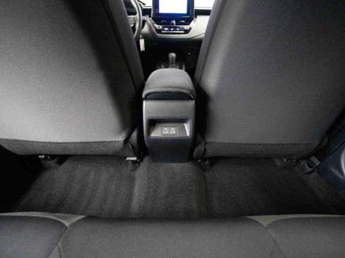 Used 2023 Toyota Corolla LE image 22