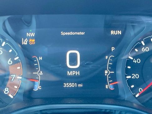 Used 2025 Jeep Compass Trailhawk image 15