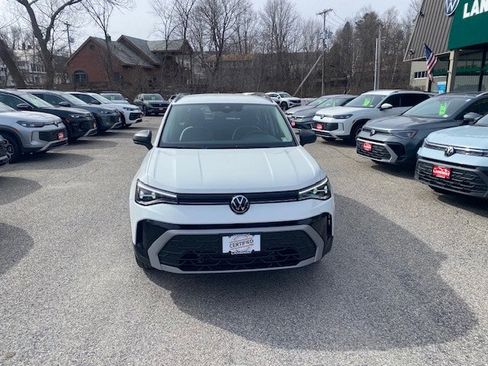 Used 2025 Volkswagen Taos S image 2