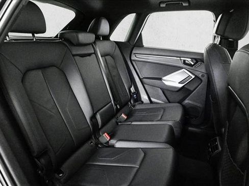 Used 2022 Audi Q3 2.0T Premium Plus image 21