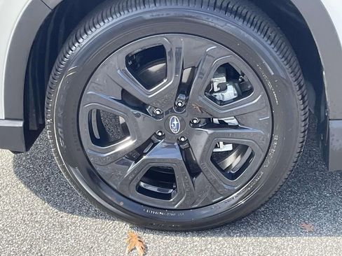 Certified 2025 Subaru Ascent Bronze Edition w/ Onyx Package image 9