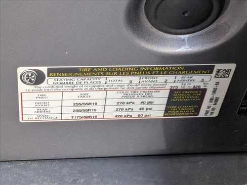 Used 2020 Jaguar F-PACE Premium image 20