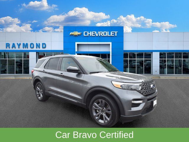 Used 2023 Ford Explorer XLT w/ Equipment Group 202A AWD/4WD image 1